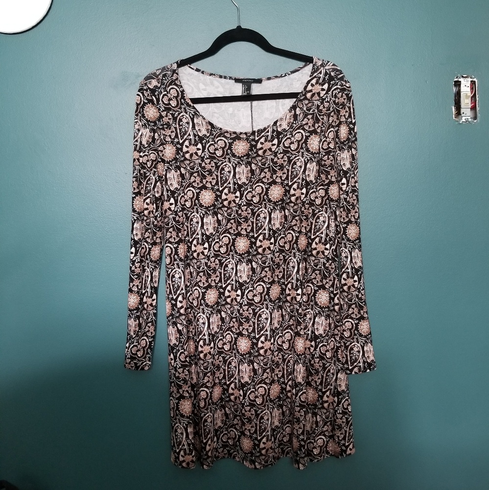 Long Sleeve Patterned Dress NWOT